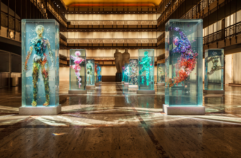 dustin yellin limaocravo esculturas em vidro